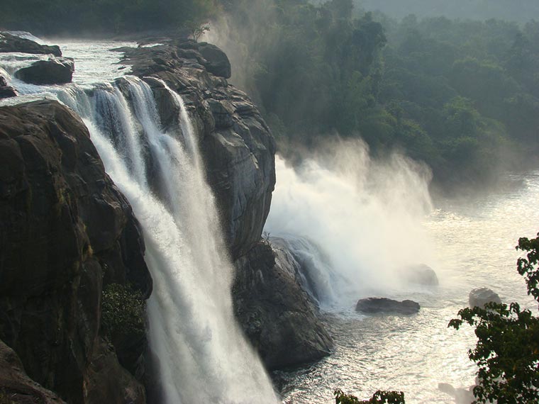 Wodospady Athirappally, Kerala, Indie